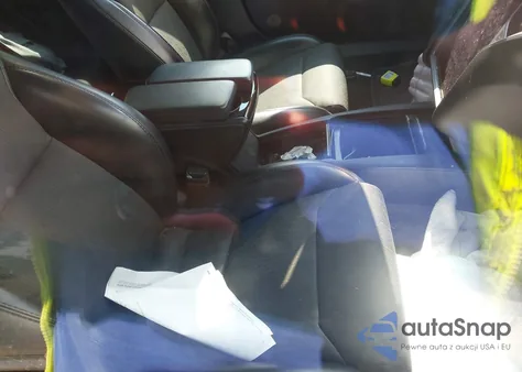 2018 Tesla Model S 100D/75D/P100D z USA, uszkodzony, nr VIN 5YJSA1E22JF297619